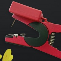 智能耳標(biāo)鉗 智能戴標(biāo)，AI不釋手